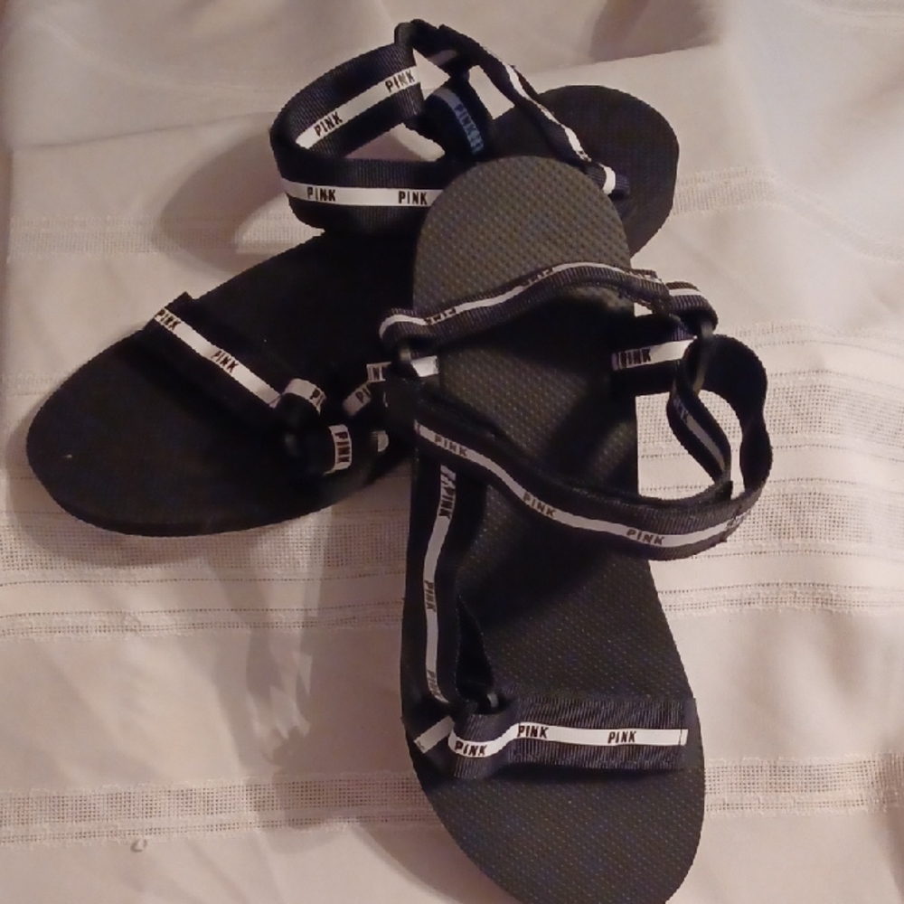 New Victoria's Secret Black and White Sandals